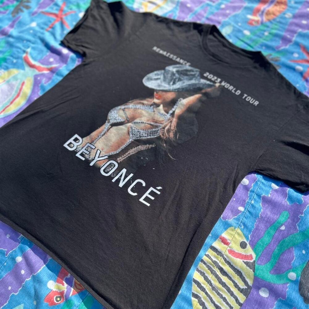 Black Beyonce 2023 Renaissance World Tour Concert Graphic T-Shirt Men's Large